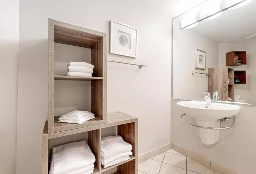 Hotelli Bahia Condos