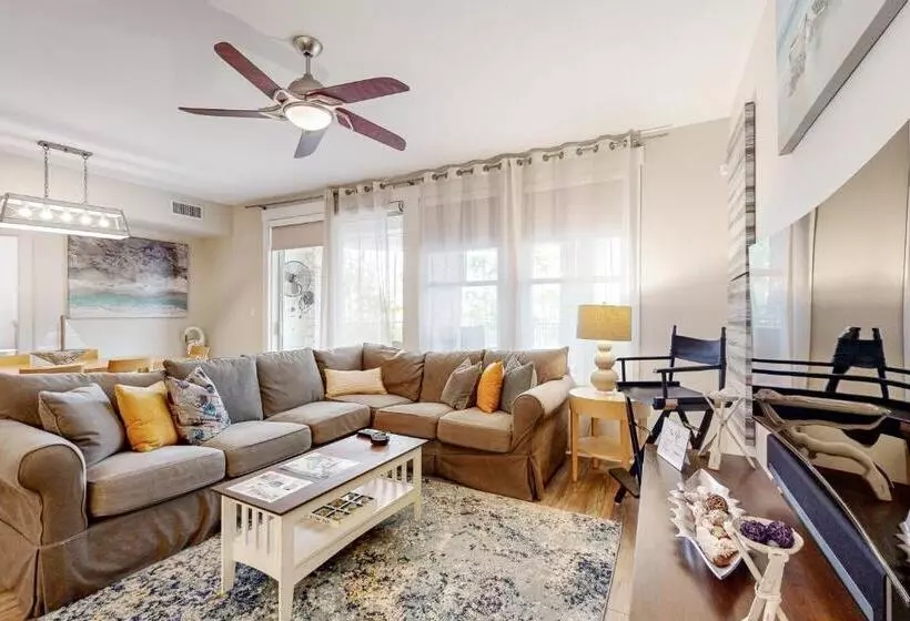 Hotelli Bahia Condos