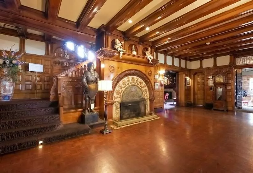 Hotelli Vinifera Inn A Belhurst Property