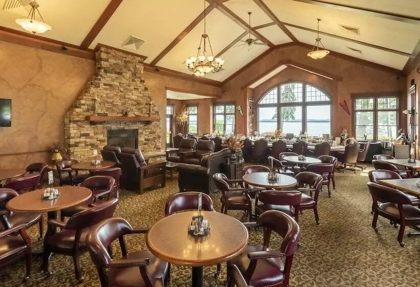 Hotelli Vinifera Inn A Belhurst Property