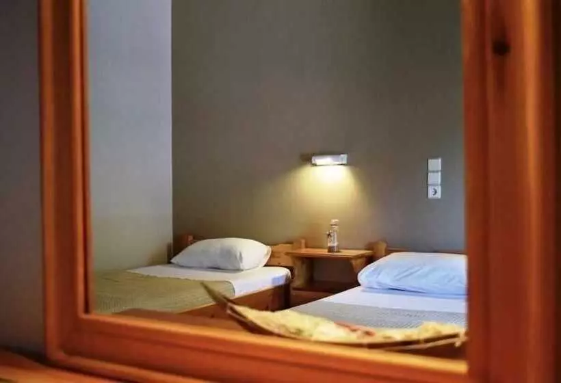 هتل Belmare Studios