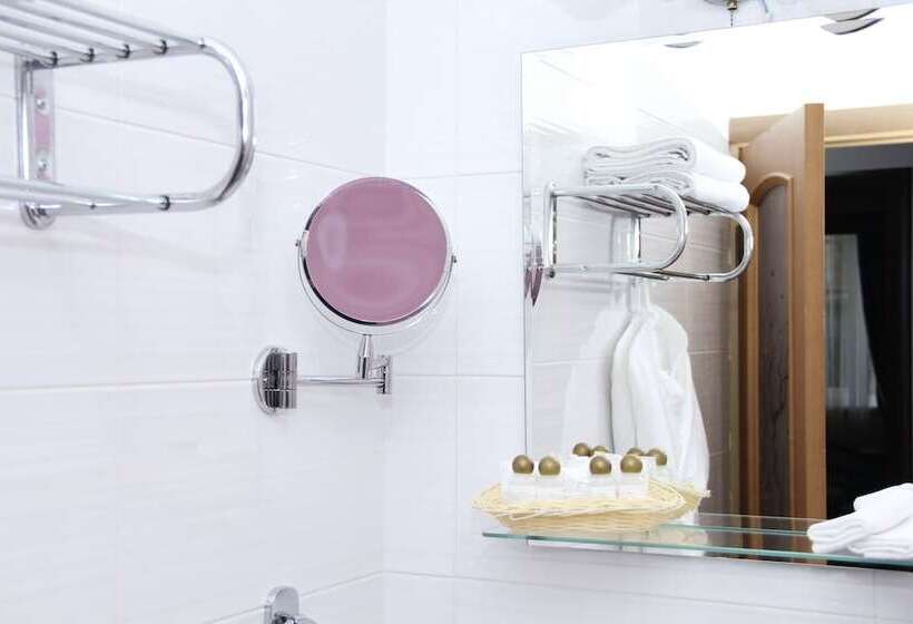 בית מלון כפרי De Paris