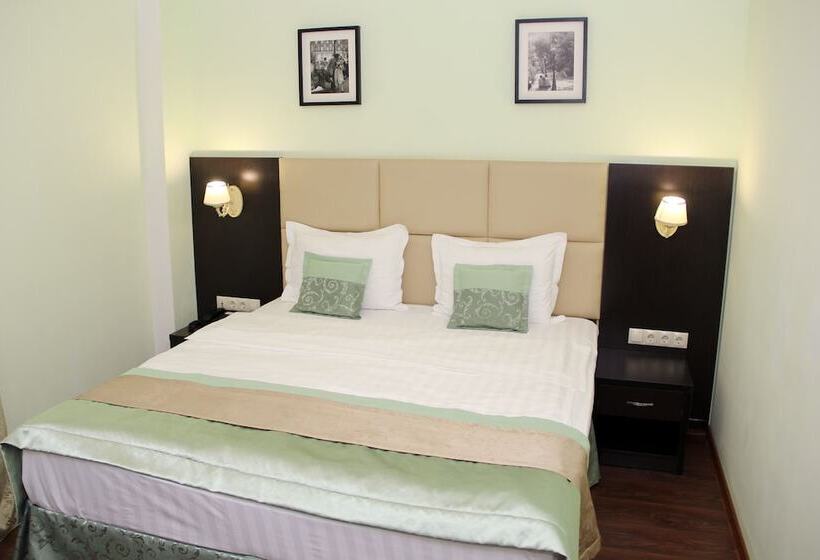 בית מלון כפרי De Paris