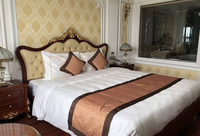 هتل Hoang Nham Luxury