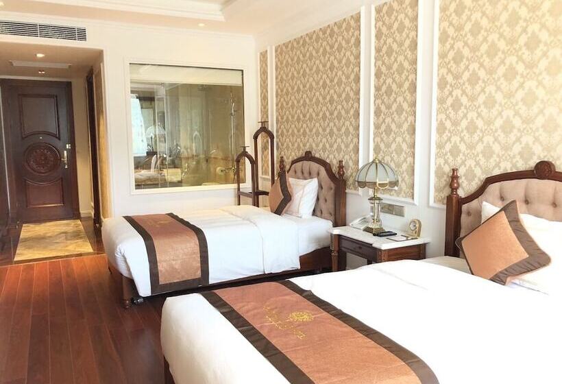 هتل Hoang Nham Luxury