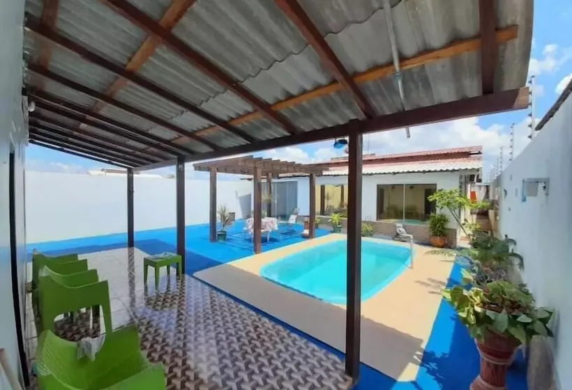 ホテル Hostel Airla