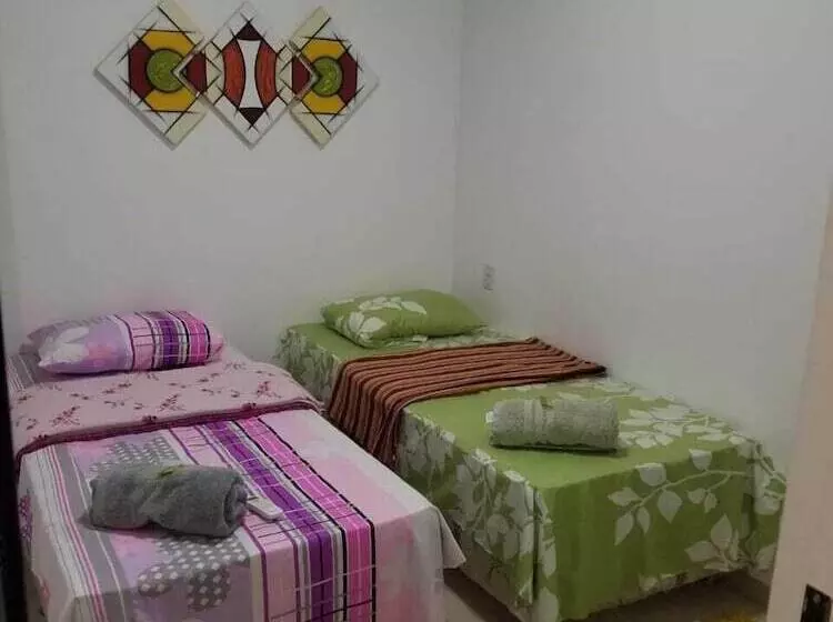 ホテル Hostel Airla