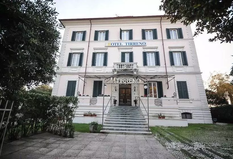 Hotelli Tirreno