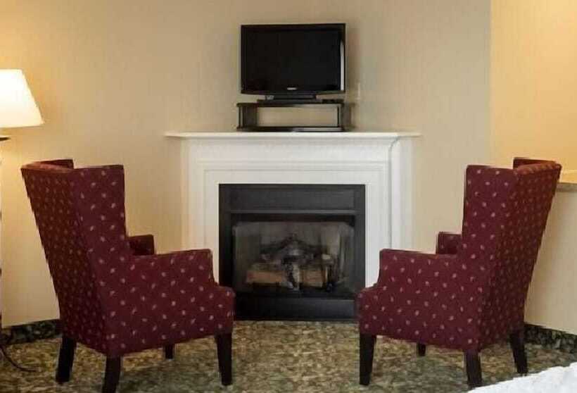 酒店 Vinifera Inn A Belhurst Property