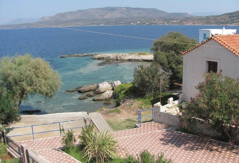 Lakonia Bay   Apartments