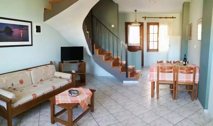 Lakonia Bay   Apartments