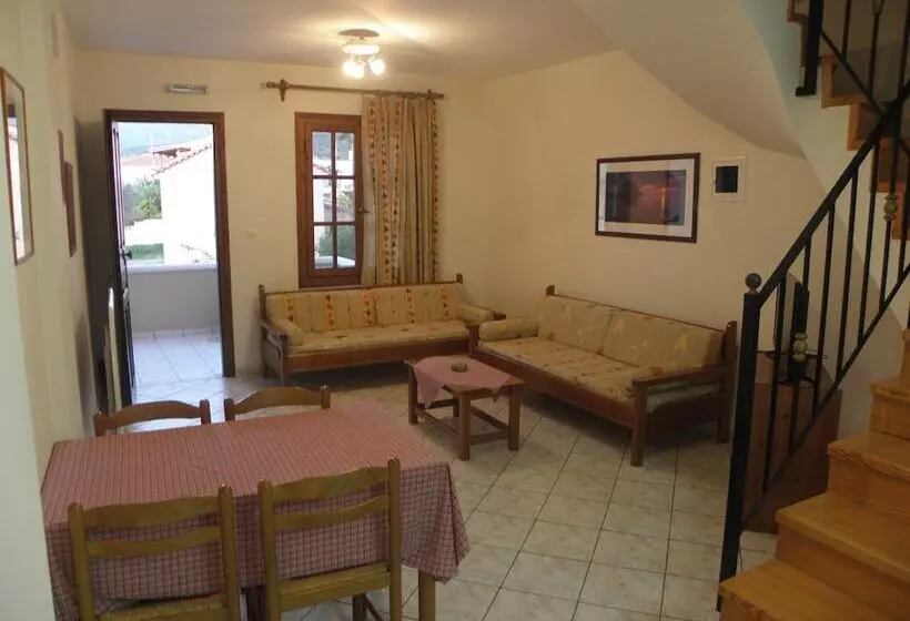 Lakonia Bay   Apartments