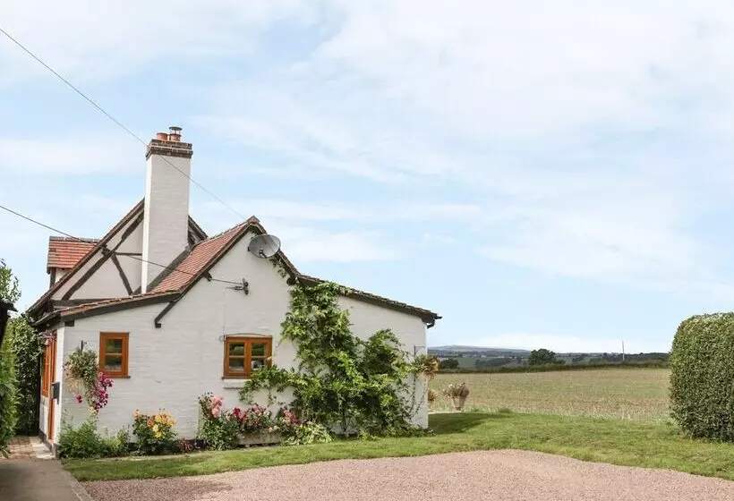 Little Pound House