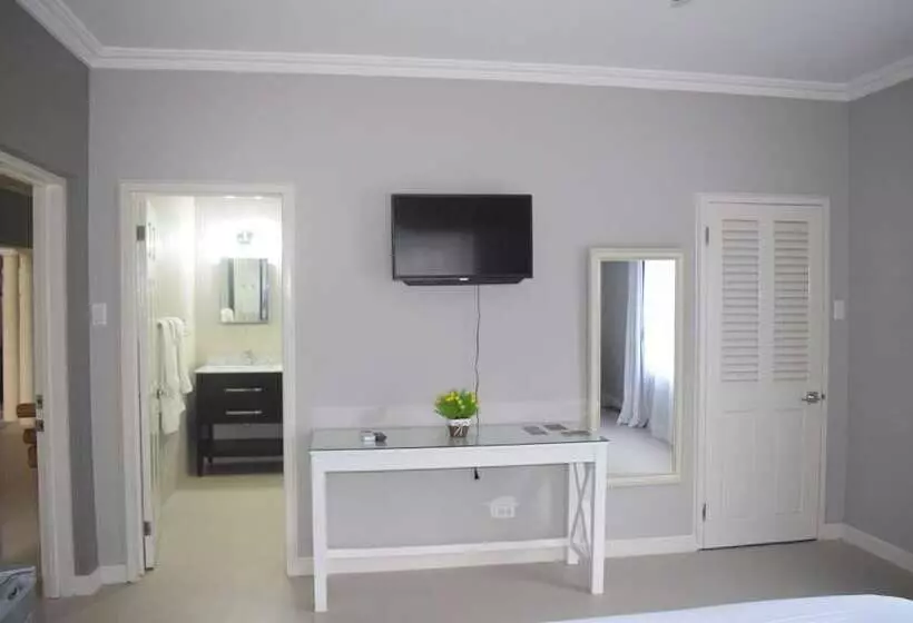 پانسیون 876 Beach House