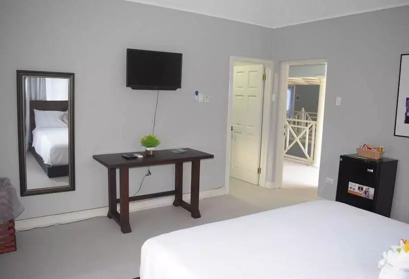 پانسیون 876 Beach House