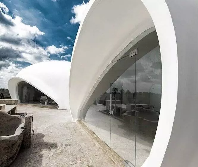 Majatalo Beachfront Villa The Cloud