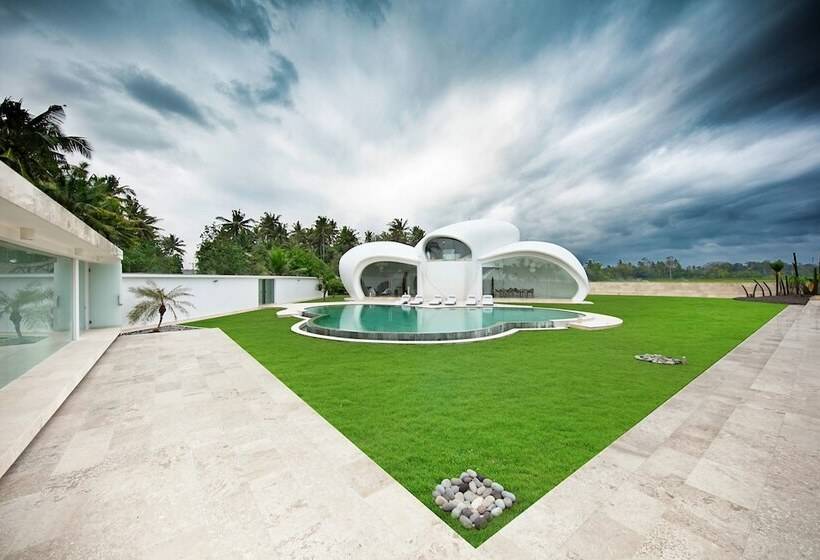 פנסיון Beachfront Villa The Cloud