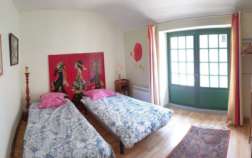 Pensionat Gite De Vezelay