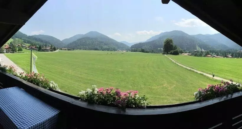 پانسیون Gästehaus Wiesegg