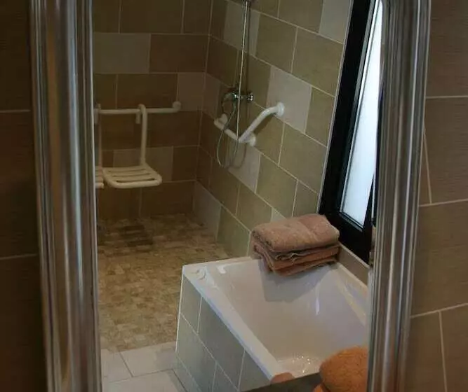 ペンション « Gîte « Arromanches »   « Bord De Mer » Pmr »