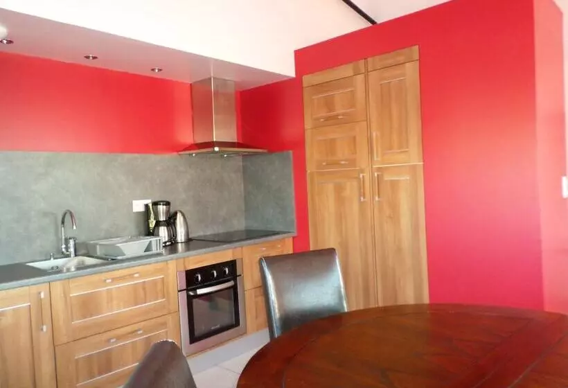 ペンション « Gîte « Arromanches »   « Bord De Mer » Pmr »