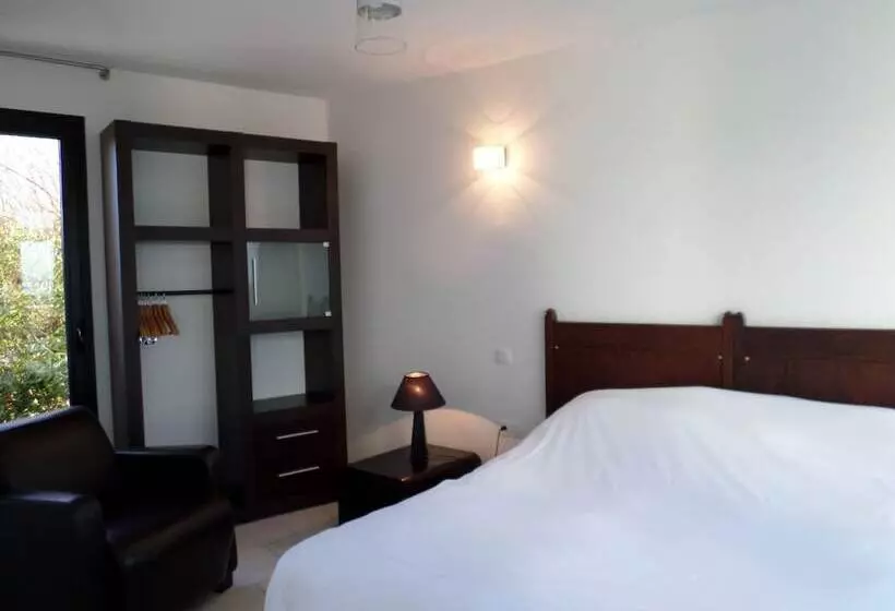 ペンション « Gîte « Arromanches »   « Bord De Mer » Pmr »