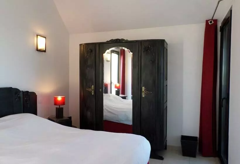 ペンション « Gîte « Arromanches »   « Bord De Mer » Pmr »