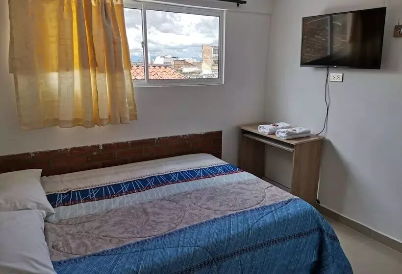 ペンション Hostal Central Casa Del Turista