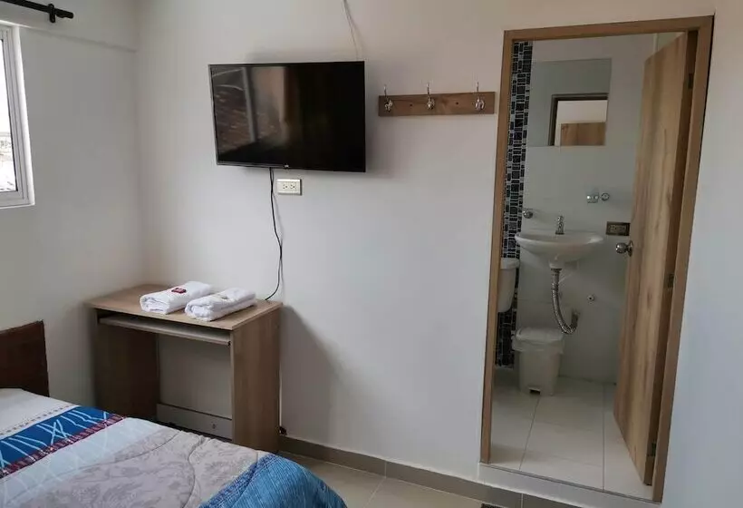 ペンション Hostal Central Casa Del Turista