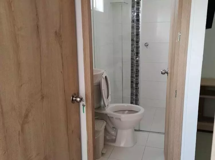 ペンション Hostal Central Casa Del Turista