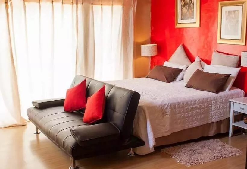 Majatalo Rantsho Lifestyle Guesthouse