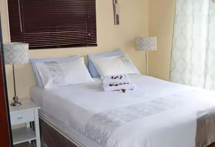 Majatalo Rantsho Lifestyle Guesthouse