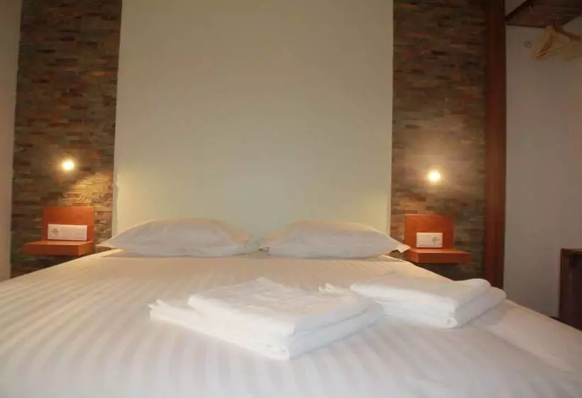 ペンション Verdemar Guest House
