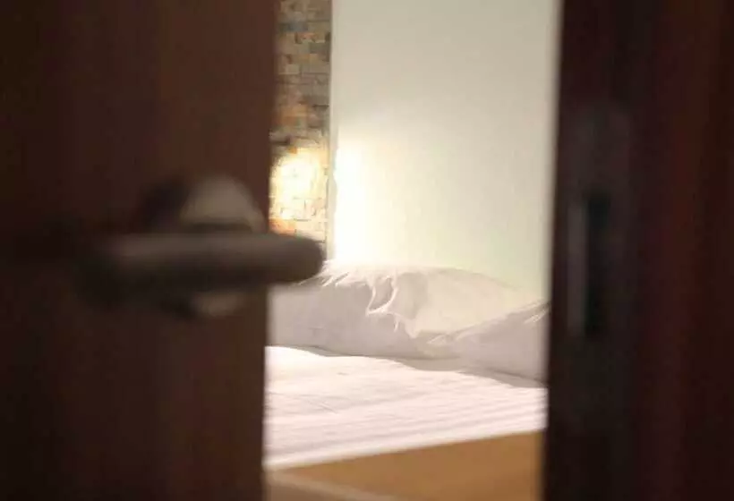 ペンション Verdemar Guest House