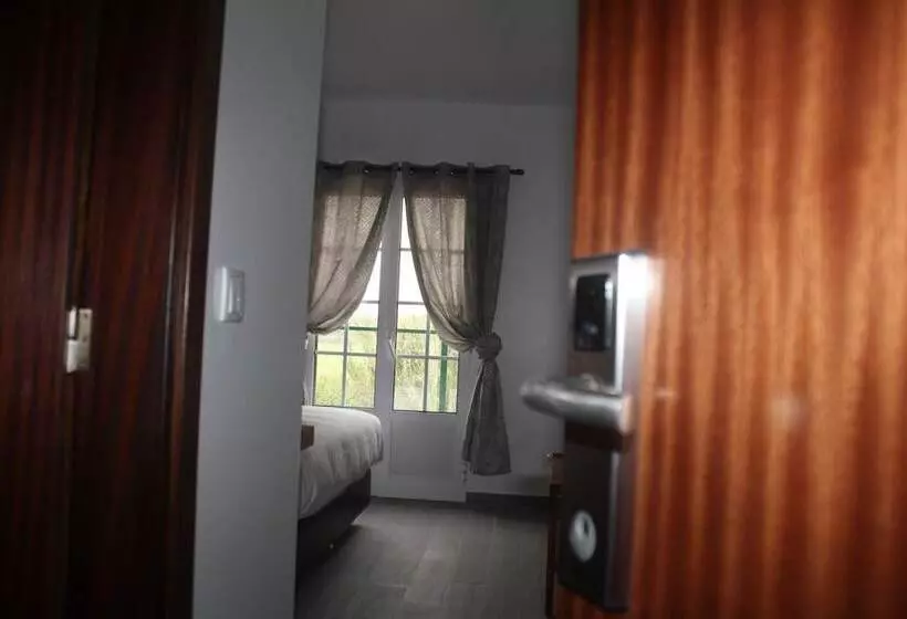ペンション Verdemar Guest House