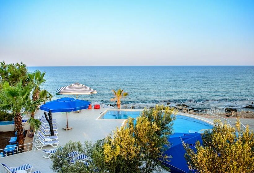 Veran Hotel Beach Club Restaurant