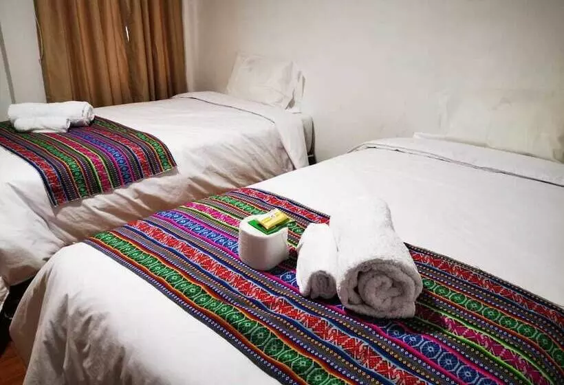 Wayra Hotel   Hostel