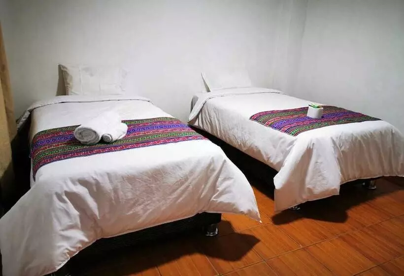 Wayra Hotel   Hostel