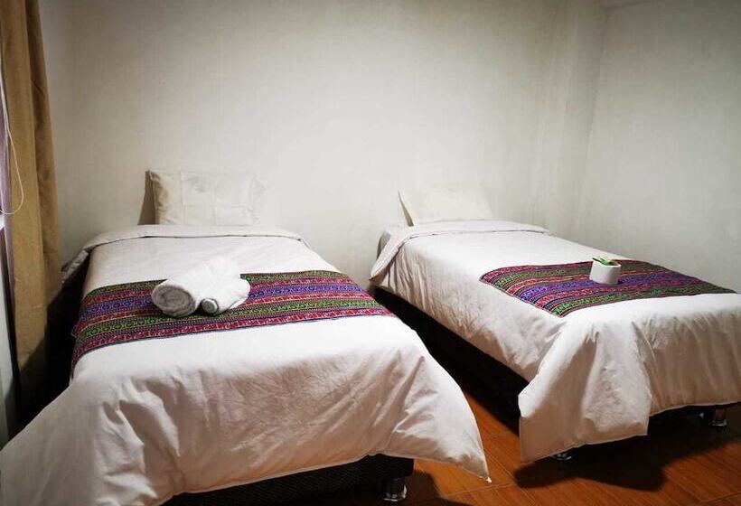 Wayra Hotel Hostel
