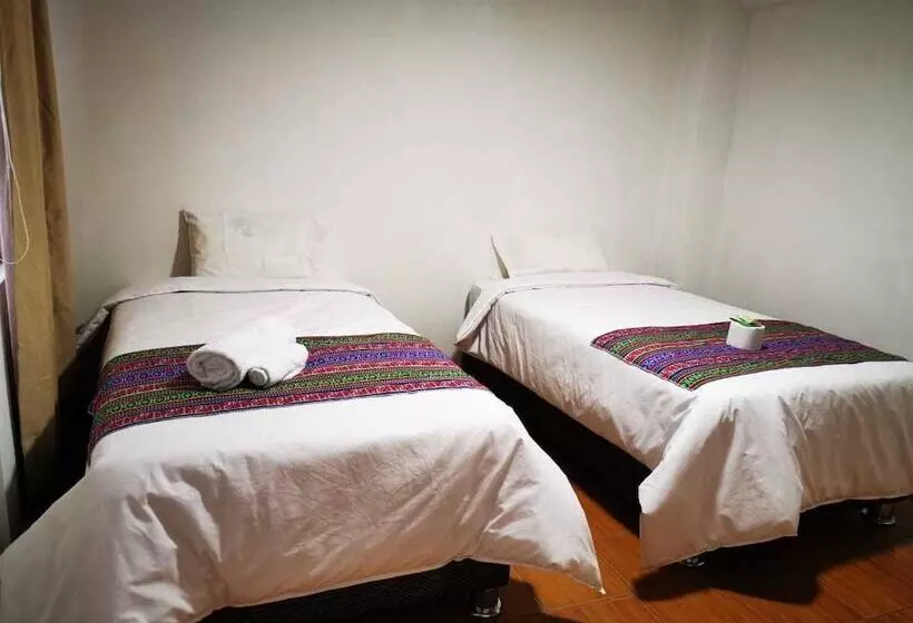Wayra Hotel   Hostel