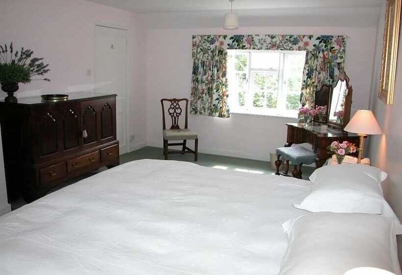 Winterbourne Cottage