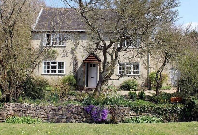 Winterbourne Cottage
