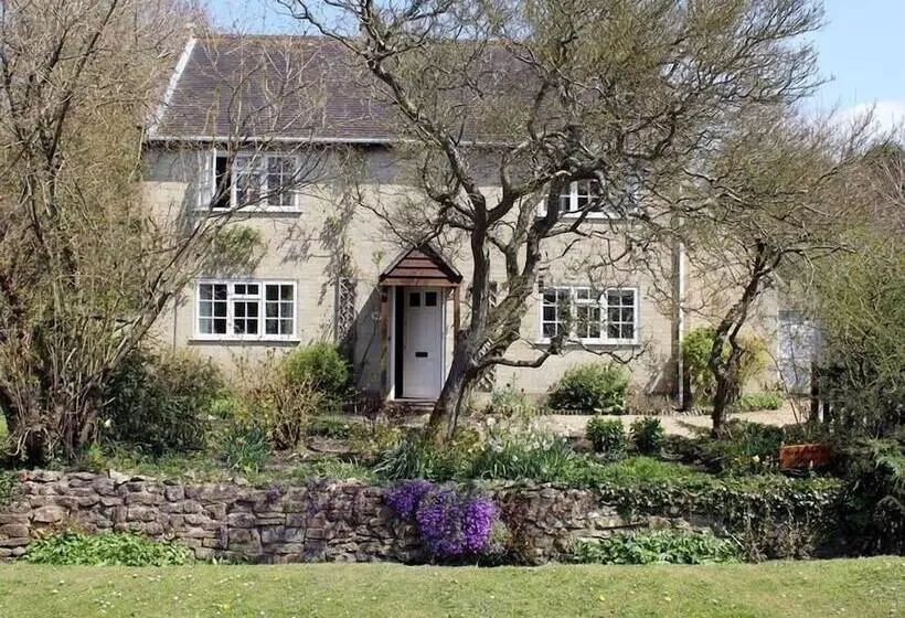 Winterbourne Cottage
