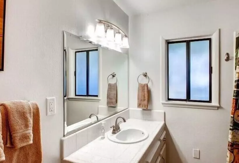 Yosemite Scenic Wonders  Golden Trout