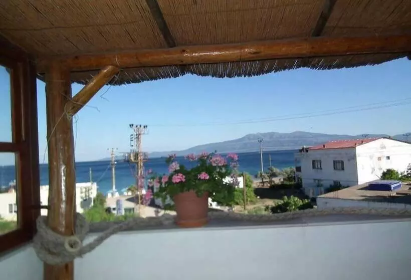 Assos Elia Motel