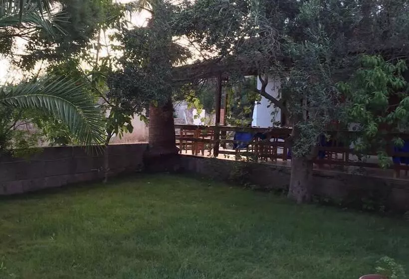 Assos Elia Motel