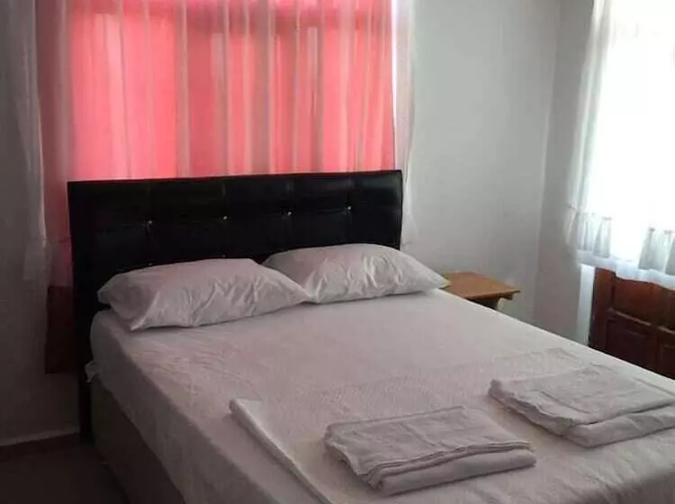 Assos Elia Motel