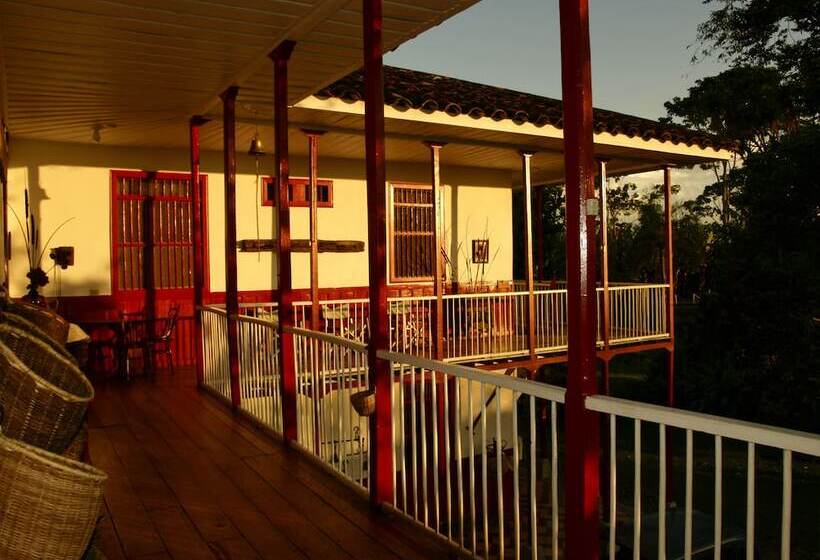 تختخواب و صبحانه Finca Villa Nora