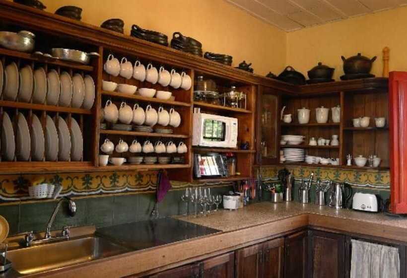 تختخواب و صبحانه Finca Villa Nora