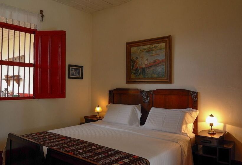 تختخواب و صبحانه Finca Villa Nora